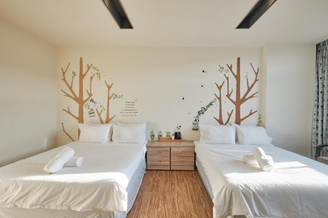 小黑琵416輕旅 Little Happy Hostel Tainan Exterior foto