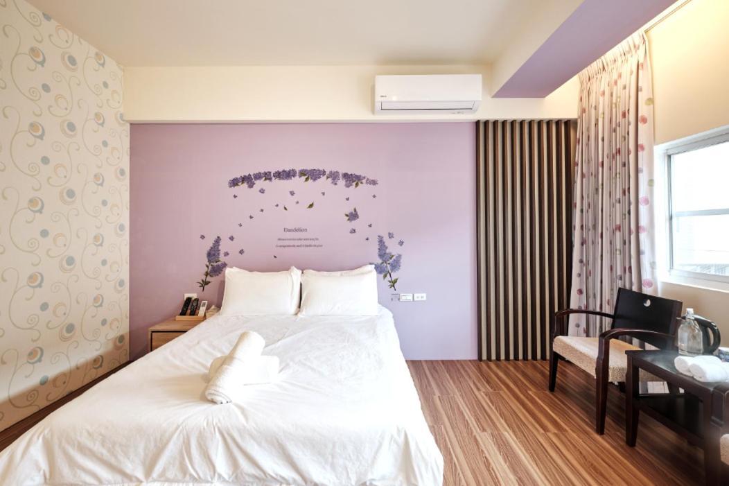 小黑琵416輕旅 Little Happy Hostel Tainan Exterior foto